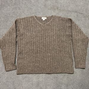 J.Crew Vintage 100% Wool Knit Sweater Women's Size Medium V-Neck Hong Kong